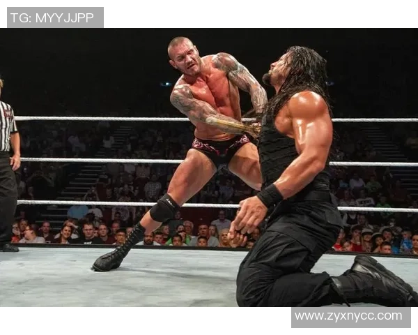 WWE巨星与足球明星的巅峰对决谁能赢得最终荣耀与尊重 WWE巨星与足球明星的巅峰对决谁能赢得最终荣耀与尊重