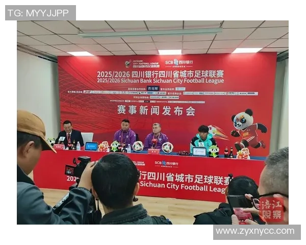 成都足球队与深圳足球队赛后复盘分析灵活性表现与战术调整